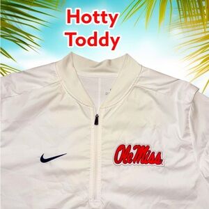 NIKE OLE MISS DriFit white 1/2 zip pullover men’s PACKABLE JACKET size XL